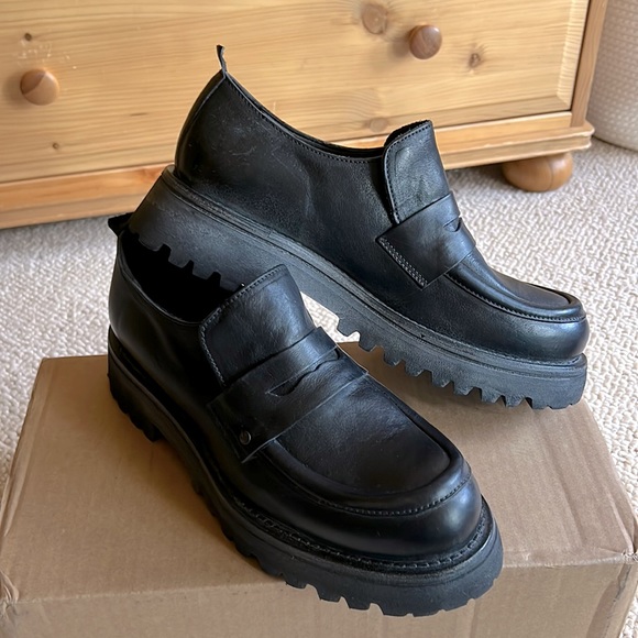 MOMA Chunky Loafer size 40 Black Brand New, never worn. - Picture 2 of 9